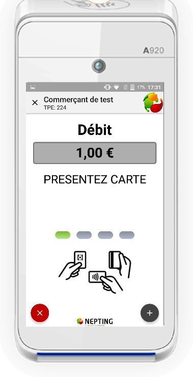 Il présente sa carte